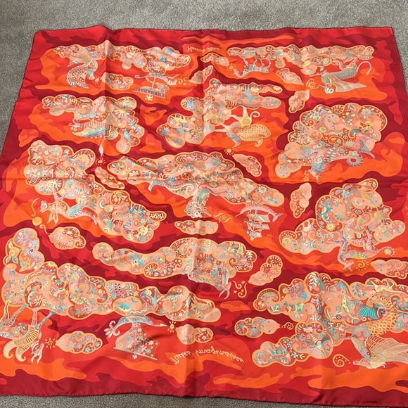 HERMES Silk Nuees Imaginaires Scarf 90 - Picture 12 of 17